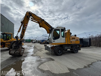 Escavatore LIEBHERR A 316