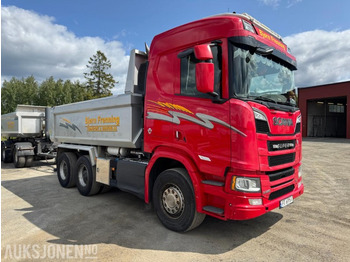 Autocarro ribaltabile 2018 Scania R580 GODT UTSTYRT TIPPBIL MED 3 AKSLET HENGER: foto 4