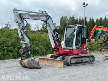 Escavatore TAKEUCHI