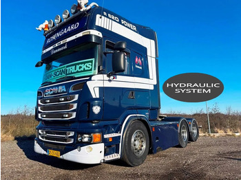 Trattore stradale SCANIA R 620