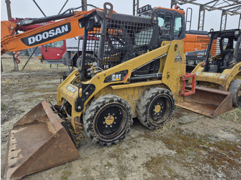 Minipala CATERPILLAR 216B3