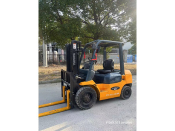 Carrello elevatore diesel TOYOTA