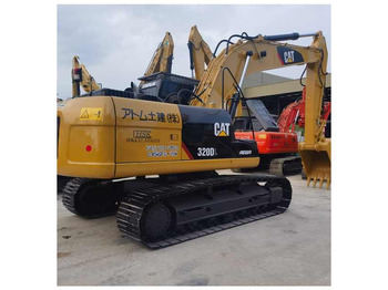 Escavatore cingolato CATERPILLAR 320D2