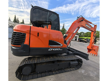 Escavatore cingolato DOOSAN DX60