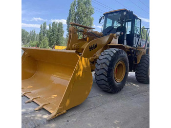 Pala gommata CATERPILLAR 966H