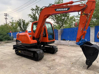 Leasing di Doosan DX 75  Doosan DX 75: foto 1