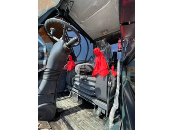 Escavatore gommato Hyundai 210W-9: foto 5