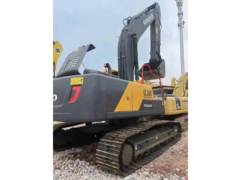 Escavatore cingolato VOLVO EC240CL