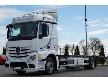 Autocarro portacontainer/ Caisse interchangeable MERCEDES-BENZ Actros 1845