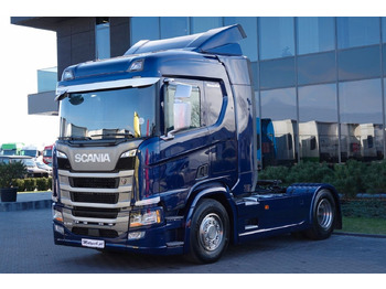 Trattore stradale SCANIA R 450