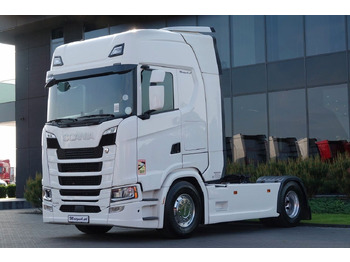 Trattore stradale SCANIA S 450