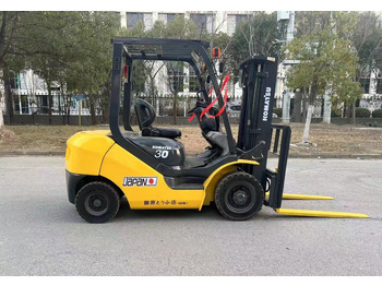 Carrello elevatore diesel KOMATSU