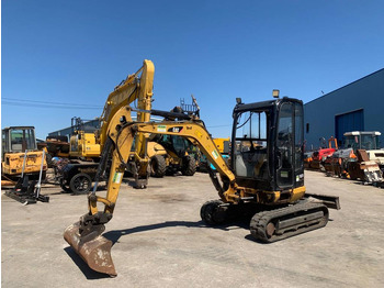Miniescavatore CATERPILLAR 302.7CR