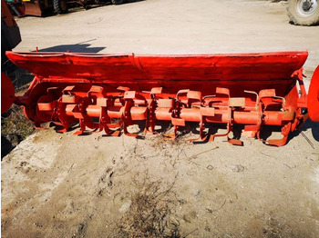 Zappatrice Howard 2005: foto 2 Zappatrice Howard 2005: foto 2