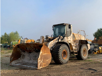 Pala gommata LIEBHERR L 566