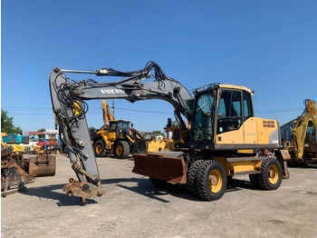 Escavatore gommato VOLVO EW140C