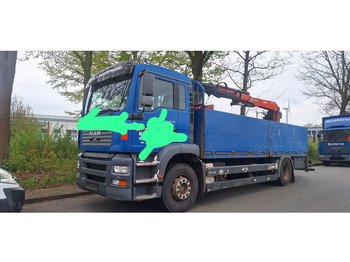 Autocarro con pianale/ Cassone fisso MAN