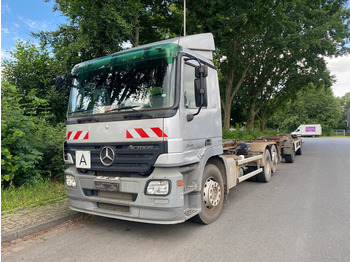 Autocarro scarrabile MERCEDES-BENZ