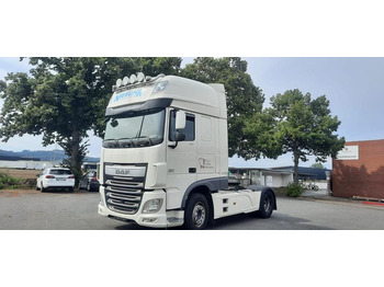 Trattore stradale DAF XF 106 460