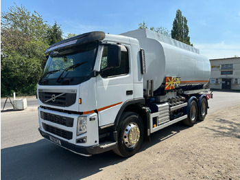 Camion cisterna VOLVO FM
