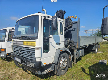 Autocarro con pianale/ Cassone fisso VOLVO FL