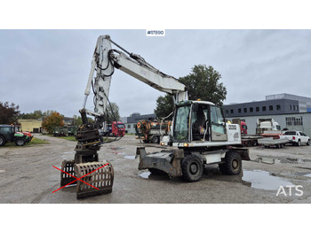 Escavatore gommato VOLVO EW180