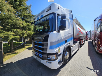 Trattore stradale SCANIA R 450
