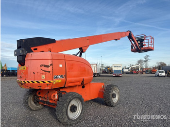 Piattaforma telescopica JLG