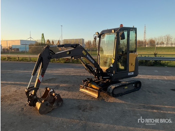 Miniescavatore VOLVO EC20D