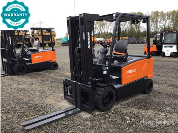 Carrello elevatore elettrico DOOSAN