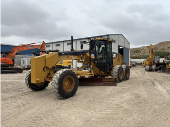 Macchina da cantiere CATERPILLAR 140M