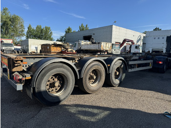 Semirimorchio portacontainer/ Caisse interchangeable