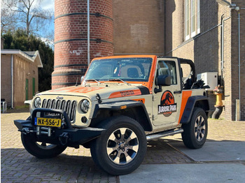 Autovettura JEEP