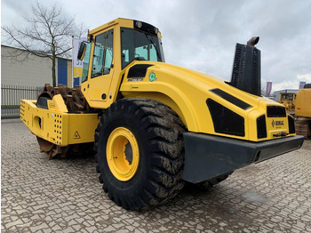 Rullo compattatore/ Rullo compressore BOMAG