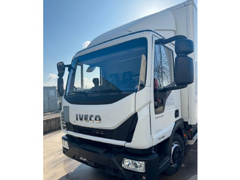 Autocarro furgonato
