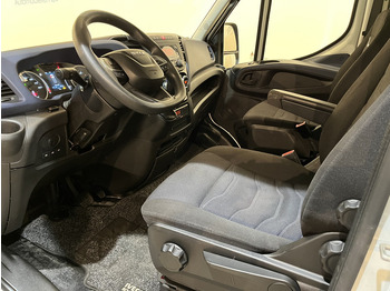 Autocarro furgonato Iveco 70C18 3.0 Automaat Bakwagen / Dhollandia Laadklep / Euro 6 / Luchtvering / Airco / Camera / Cruise Control: foto 5