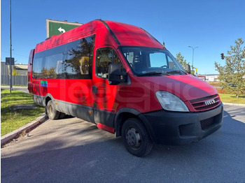 Minibus IVECO Daily