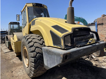 Rullo compattatore/ Rullo compressore BOMAG