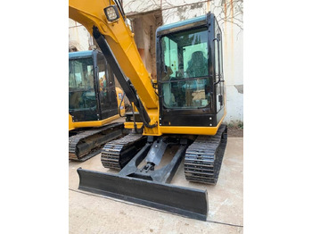 Escavatore cingolato CATERPILLAR 305.5E2