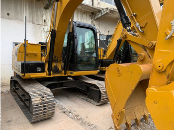 Escavatore cingolato CATERPILLAR 313D