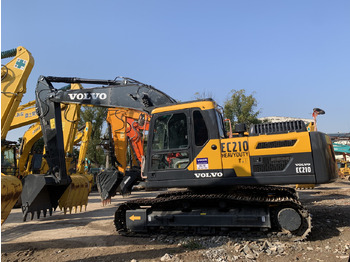 Escavatore VOLVO EC210D