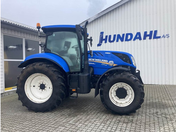 Trattore NEW HOLLAND T7