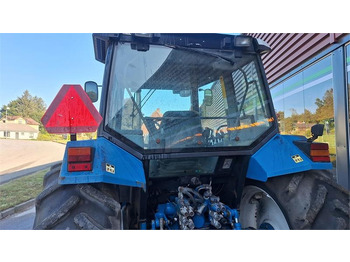 Trattore Ford 8240: foto 3 Trattore Ford 8240: foto 3