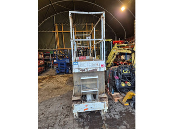 Piattaforma a pantografo Pinguely Haulotte H800E // 2 personers: foto 3