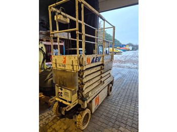 Piattaforma a pantografo Pinguely Haulotte H800E // 2 personers: foto 2