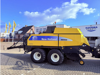 Macchina agricola NEW HOLLAND
