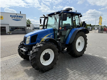 Trattore NEW HOLLAND T5000
