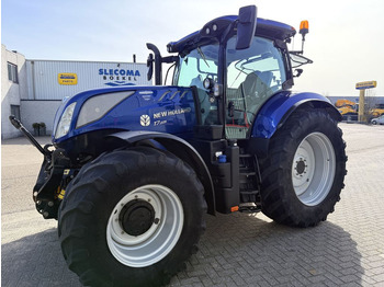 Trattore NEW HOLLAND T7.225