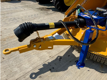 Trincia a martelli/ Trinciatrice nuovo Bomford Turner Tri Wing 4600: foto 3