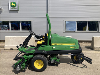 Tagliaerba John Deere 7200A utility mower: foto 2
